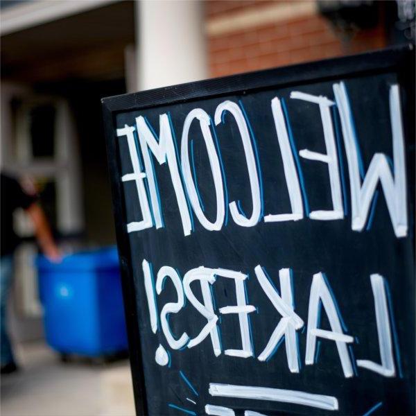 A sign welcomes students moving in to the Pew Grand Rapids Campus August 23.